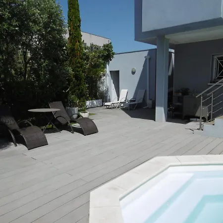 Maison Sete, 5 Pieces, 8 Personnes - Fr-1-472-175