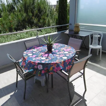 Maison Sete, 5 Pieces, 8 Personnes - Fr-1-472-175 Ferienhaus *